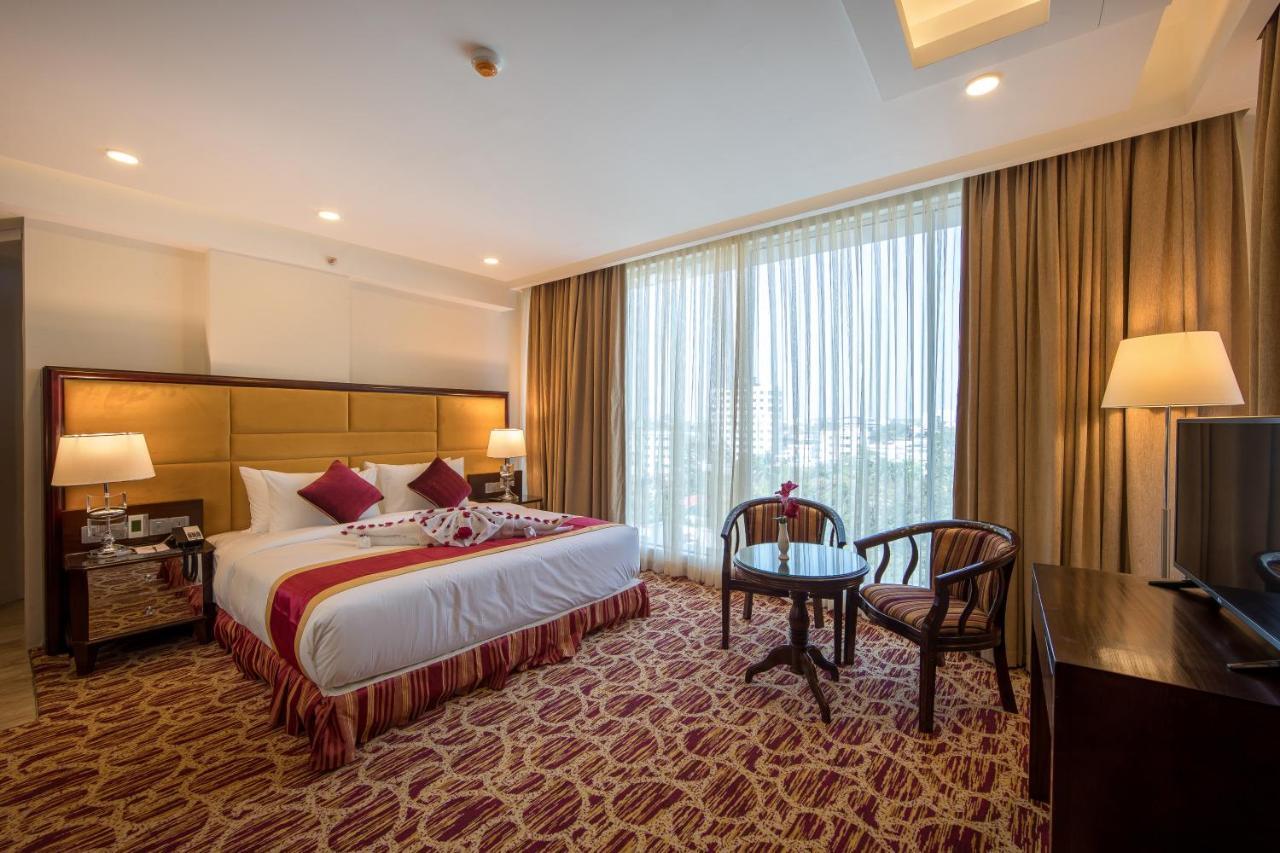 Grand Palace Hotel & Resorts Силхет Экстерьер фото